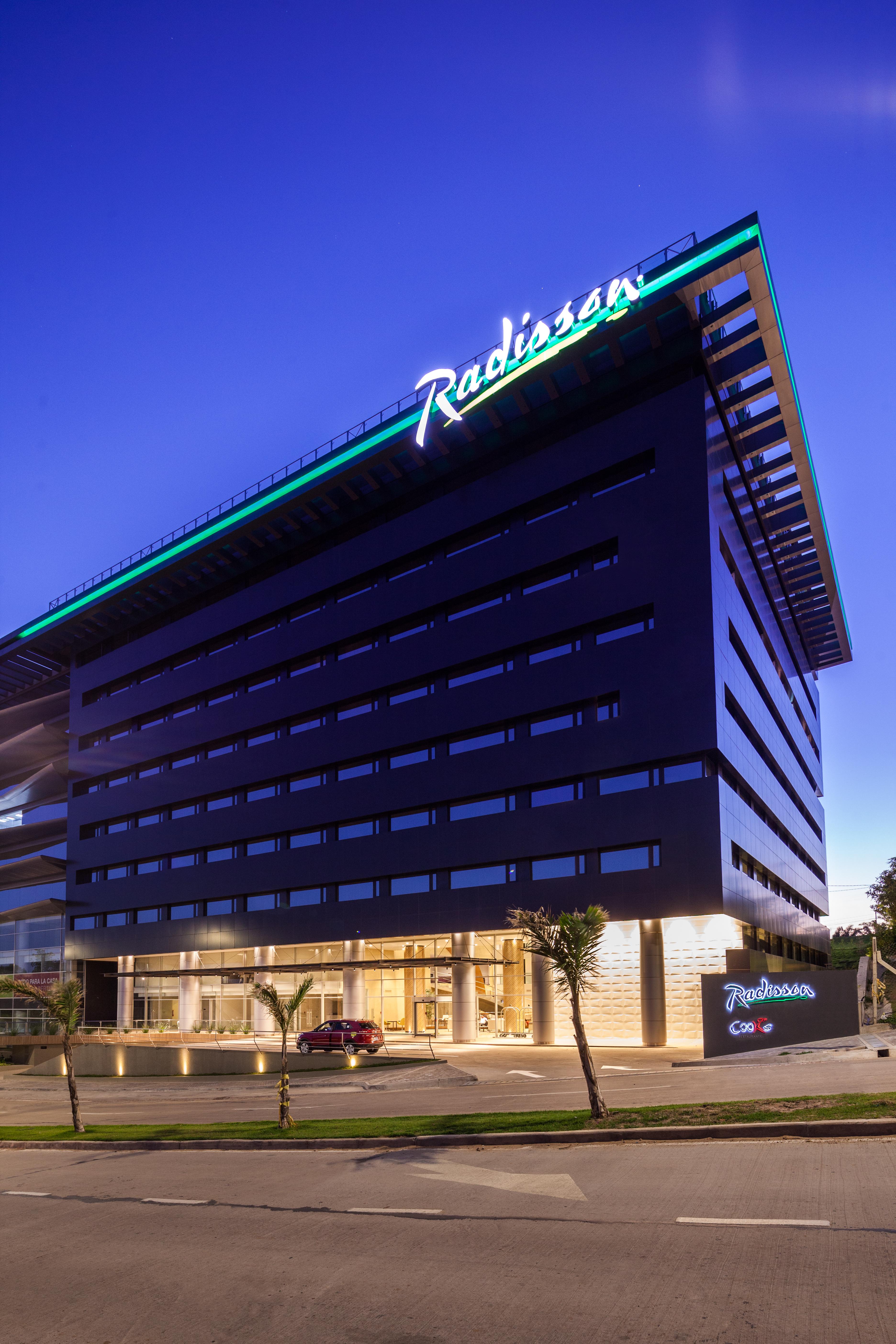 Radisson Hotel Santa Cruz Santa Cruz de La Sierra Εξωτερικό φωτογραφία
